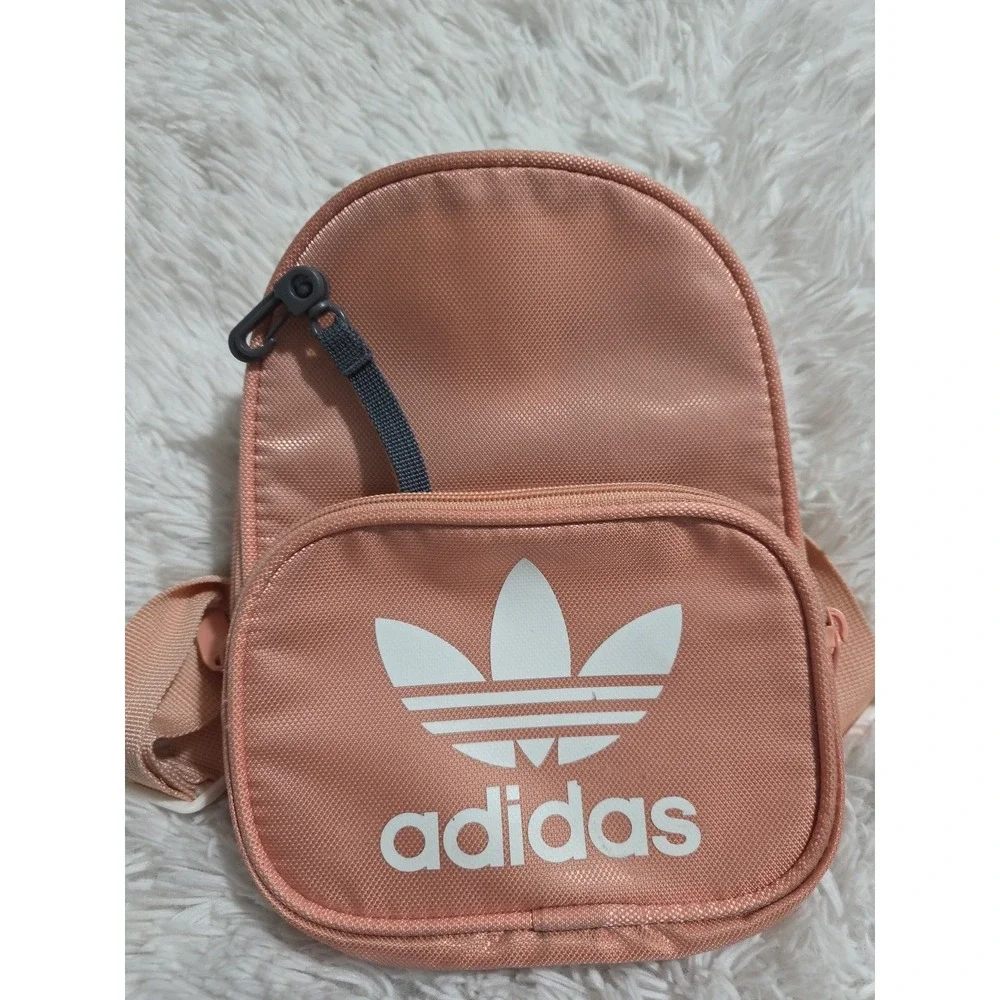 Adidas Small‎ Pink Bookbag, Purse, With Pockets And Key Holder